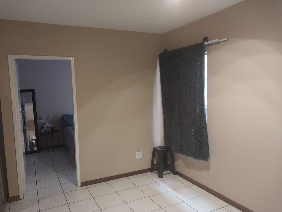 2 Bedroom Property for Sale in Auckland Park Gauteng