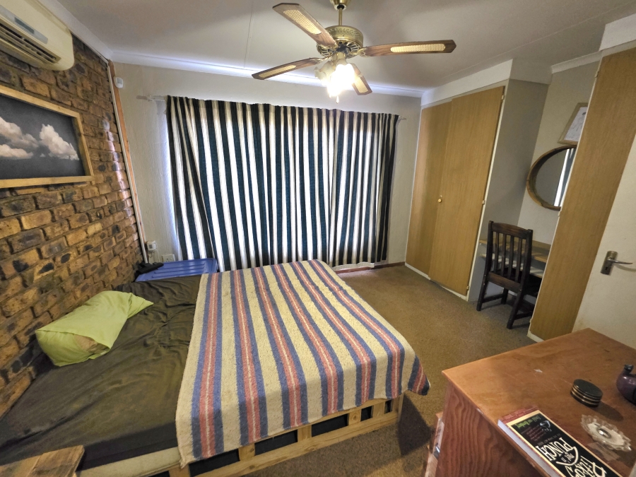 3 Bedroom Property for Sale in Heuweloord Gauteng