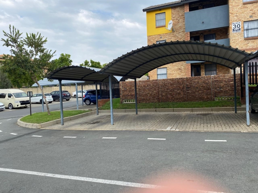 1 Bedroom Property for Sale in Halfway Gardens Gauteng