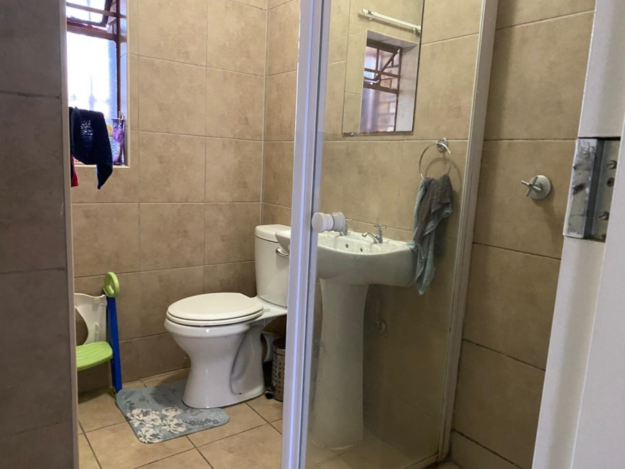 1 Bedroom Property for Sale in Halfway Gardens Gauteng