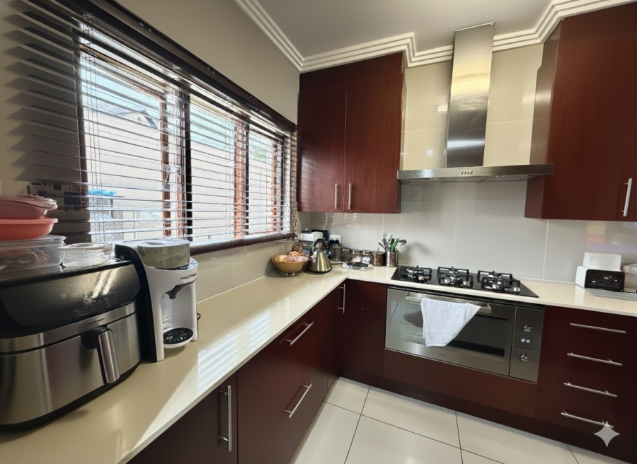 To Let 3 Bedroom Property for Rent in Barbeque Downs Gauteng