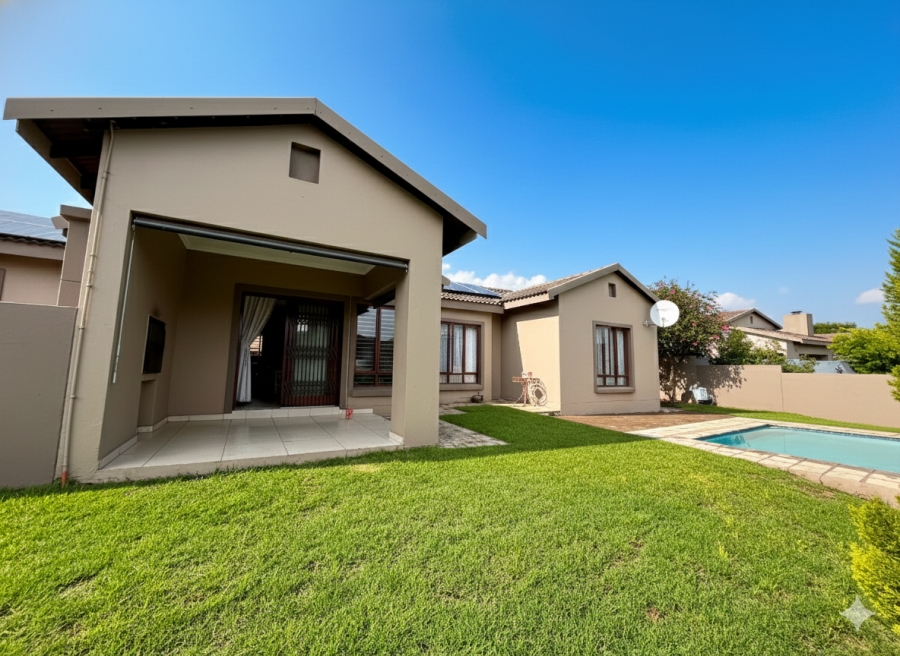 To Let 3 Bedroom Property for Rent in Barbeque Downs Gauteng