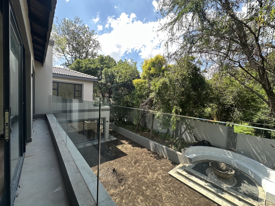 To Let 4 Bedroom Property for Rent in Bryanston Gauteng