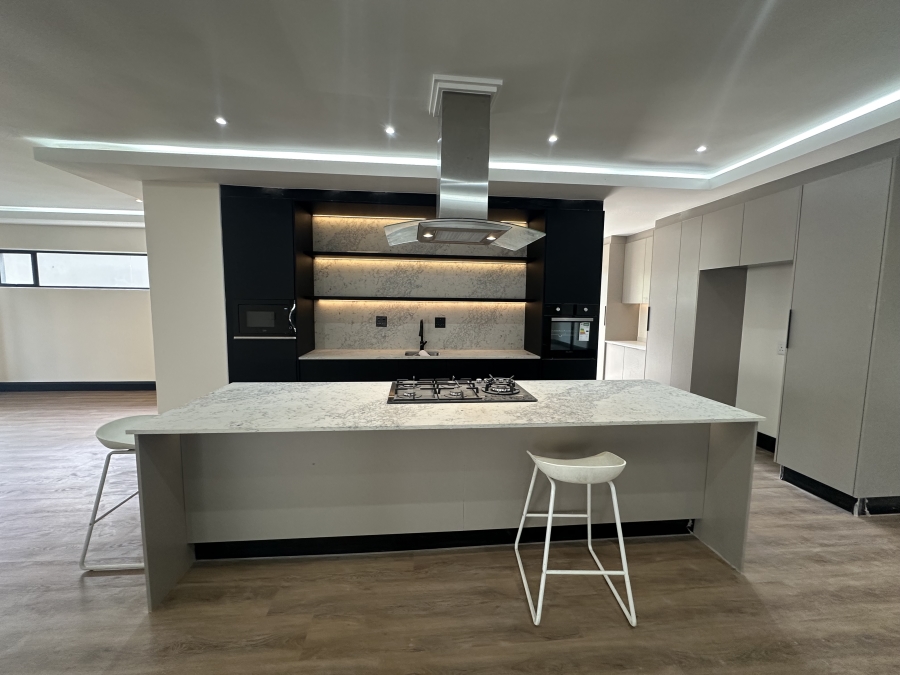 To Let 4 Bedroom Property for Rent in Bryanston Gauteng