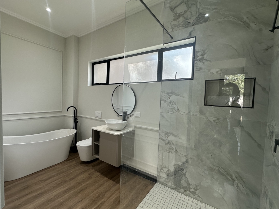 To Let 4 Bedroom Property for Rent in Bryanston Gauteng