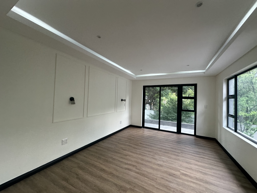 To Let 4 Bedroom Property for Rent in Bryanston Gauteng