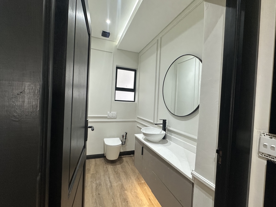 To Let 4 Bedroom Property for Rent in Bryanston Gauteng