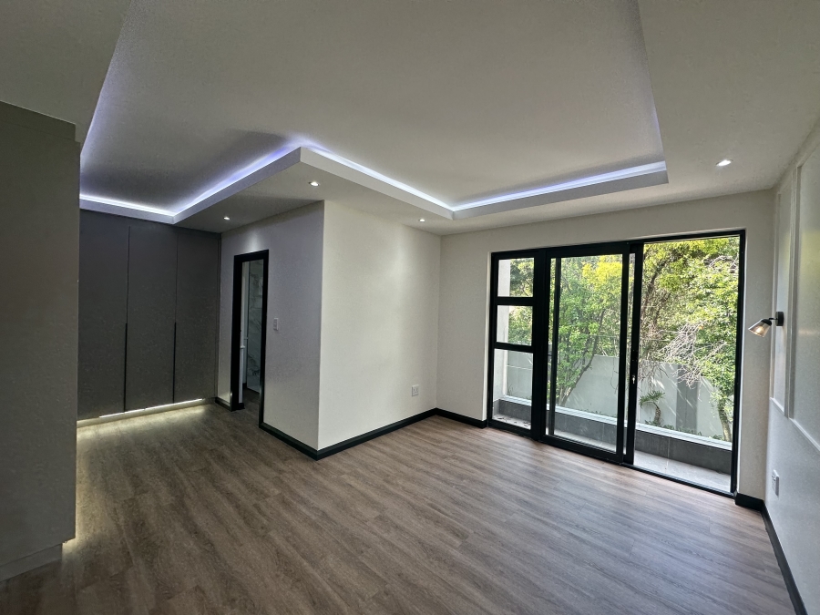 To Let 4 Bedroom Property for Rent in Bryanston Gauteng