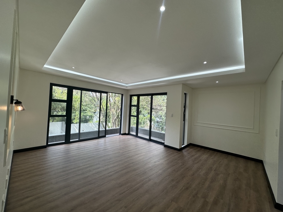 To Let 4 Bedroom Property for Rent in Bryanston Gauteng