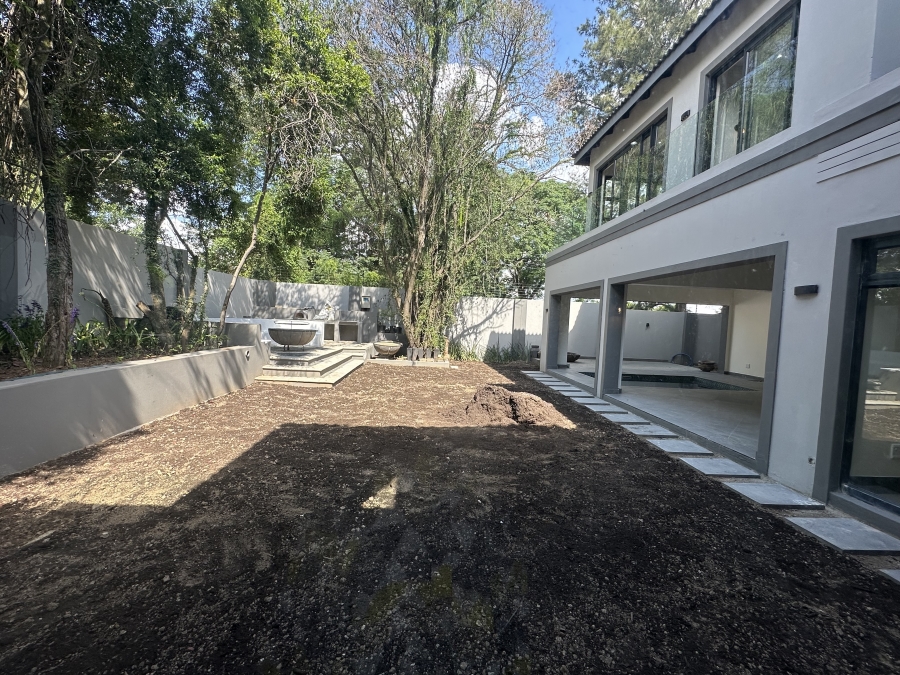 To Let 4 Bedroom Property for Rent in Bryanston Gauteng