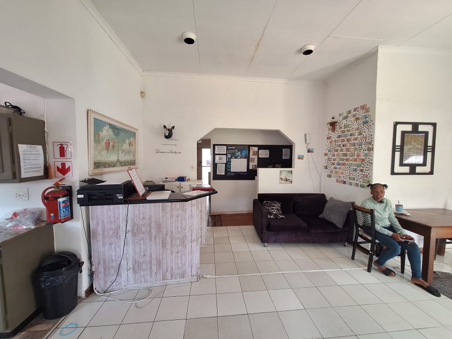 17 Bedroom Property for Sale in Melville Gauteng