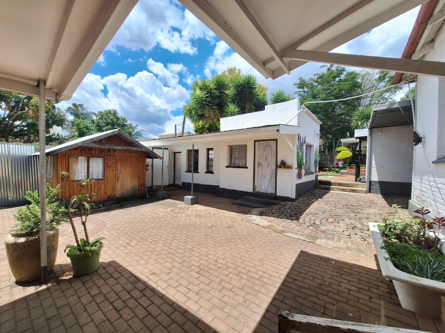 17 Bedroom Property for Sale in Melville Gauteng