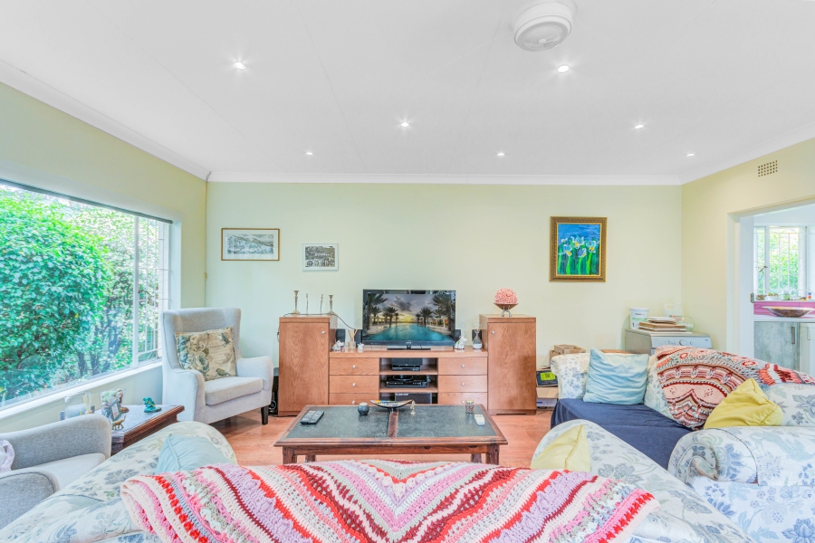 1 Bedroom Property for Sale in Kensington B Gauteng