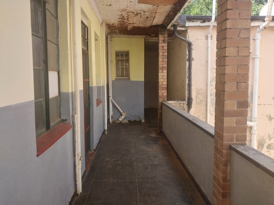 2 Bedroom Property for Sale in Yeoville Gauteng
