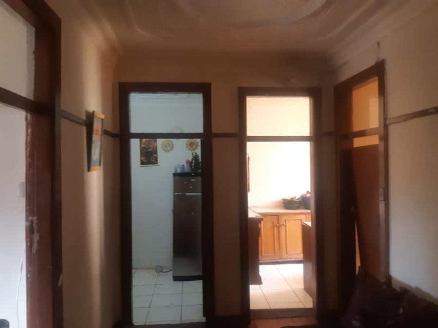 2 Bedroom Property for Sale in Yeoville Gauteng