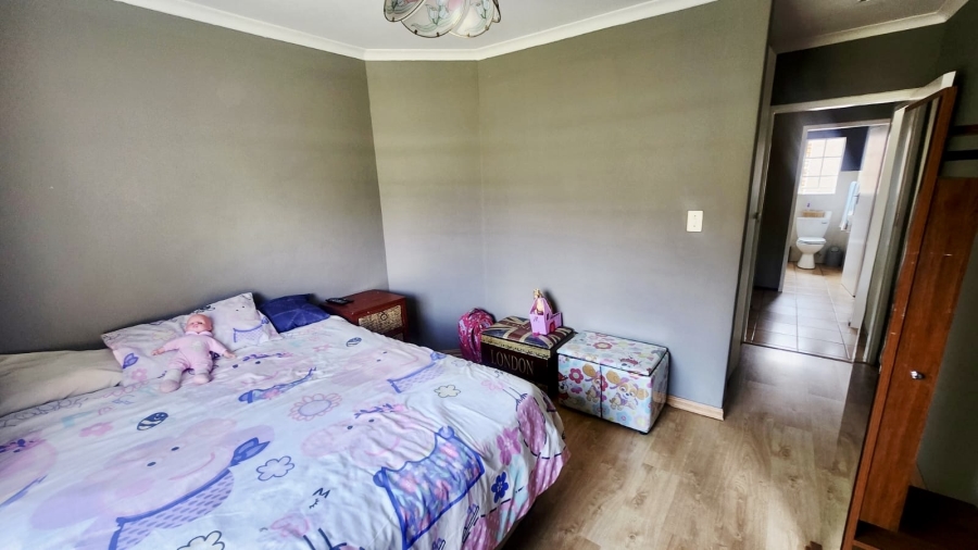 3 Bedroom Property for Sale in Rooihuiskraal North Gauteng