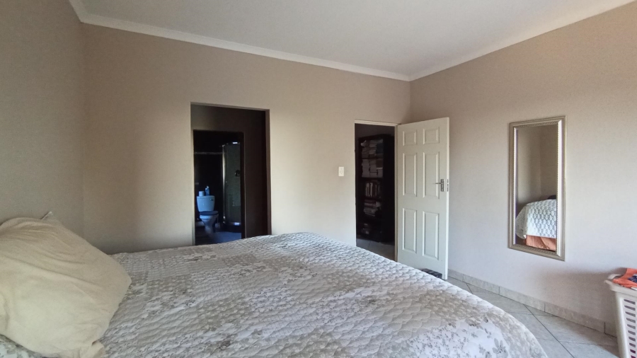 3 Bedroom Property for Sale in Ninapark Gauteng