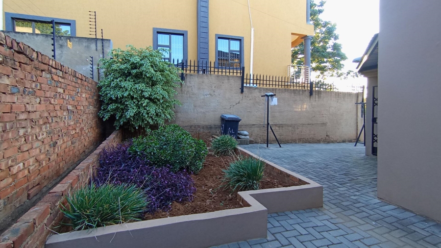 3 Bedroom Property for Sale in Ninapark Gauteng