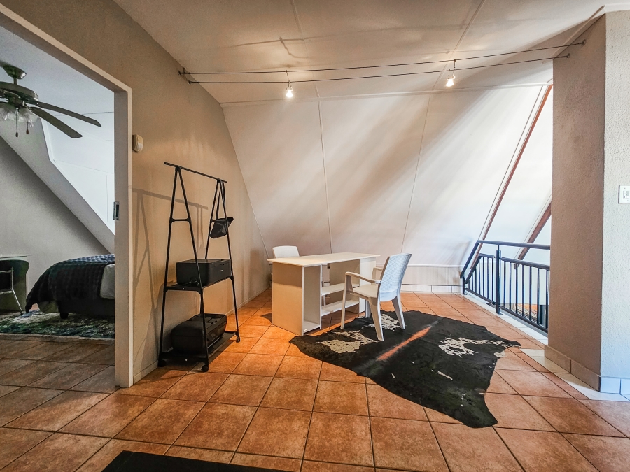 3 Bedroom Property for Sale in Faerie Glen Gauteng