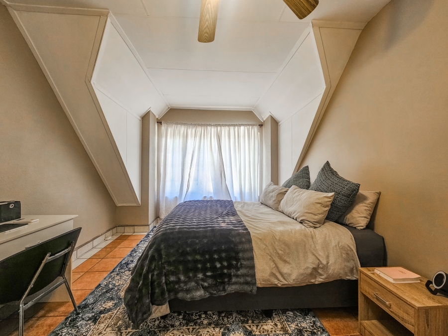 3 Bedroom Property for Sale in Faerie Glen Gauteng