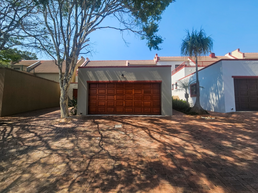 3 Bedroom Property for Sale in Faerie Glen Gauteng