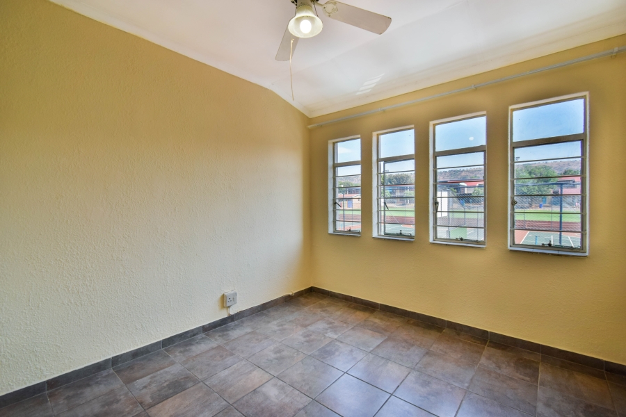 3 Bedroom Property for Sale in Sinoville Gauteng