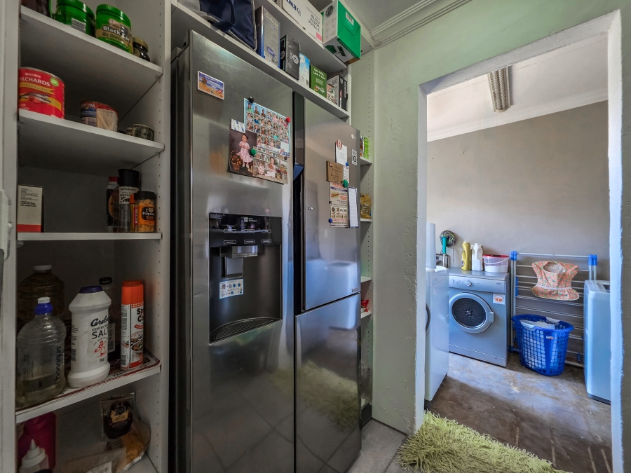 3 Bedroom Property for Sale in Garsfontein Gauteng