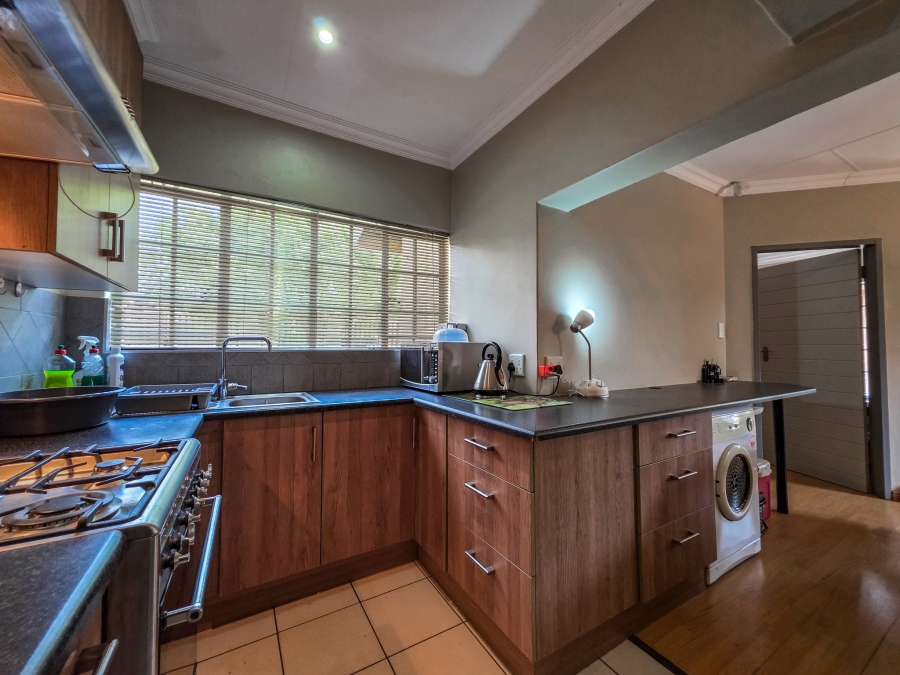 3 Bedroom Property for Sale in Garsfontein Gauteng