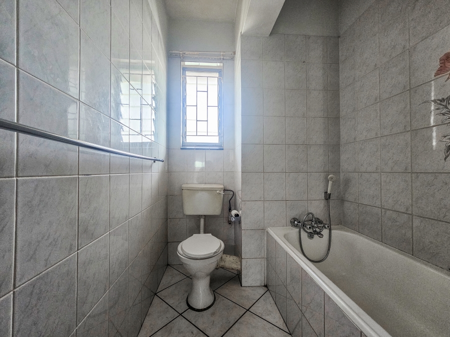 3 Bedroom Property for Sale in Waverley Gauteng