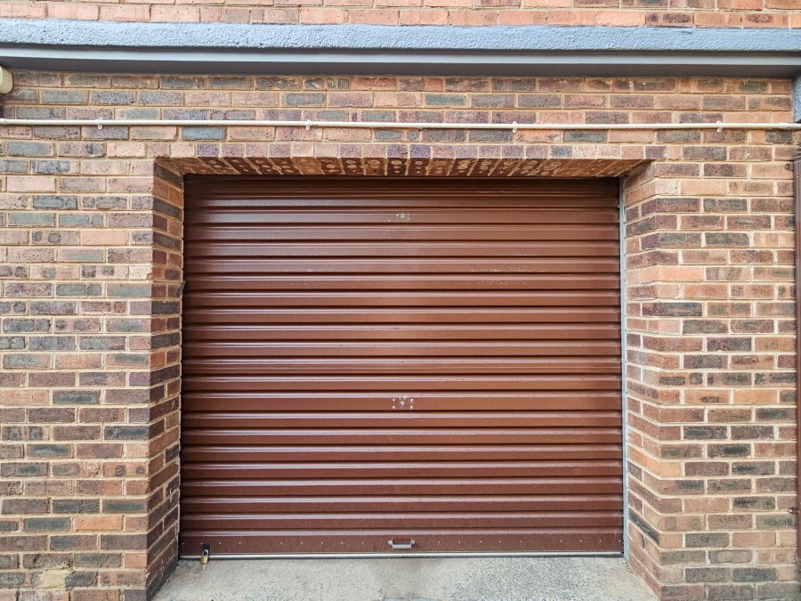 3 Bedroom Property for Sale in Waverley Gauteng