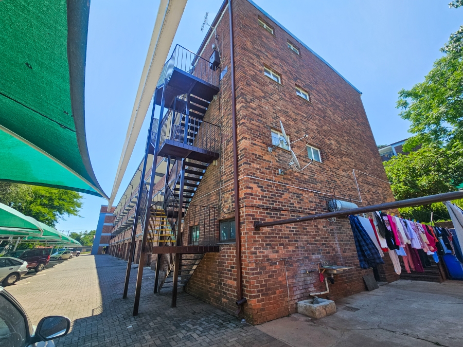 3 Bedroom Property for Sale in Waverley Gauteng