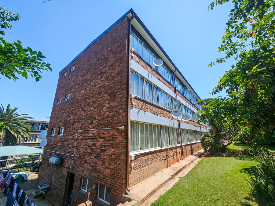 3 Bedroom Property for Sale in Waverley Gauteng