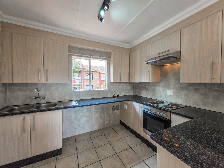 2 Bedroom Property for Sale in Moreleta Park Gauteng