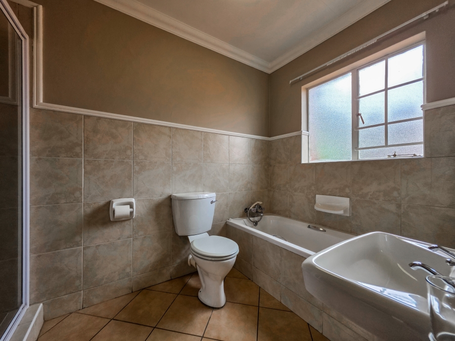 2 Bedroom Property for Sale in Moreleta Park Gauteng