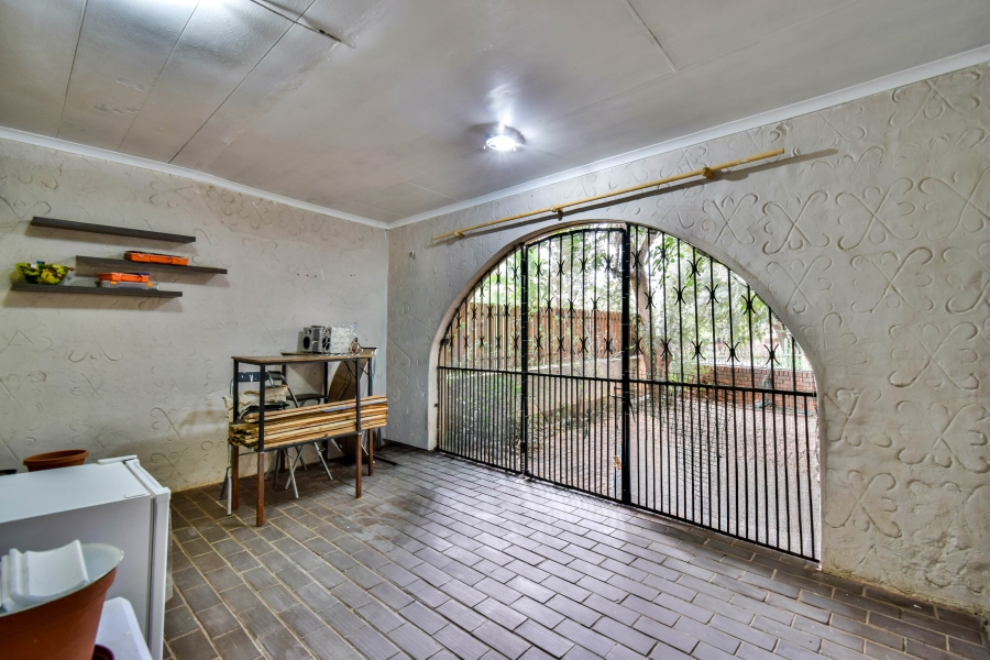 3 Bedroom Property for Sale in Sinoville Gauteng