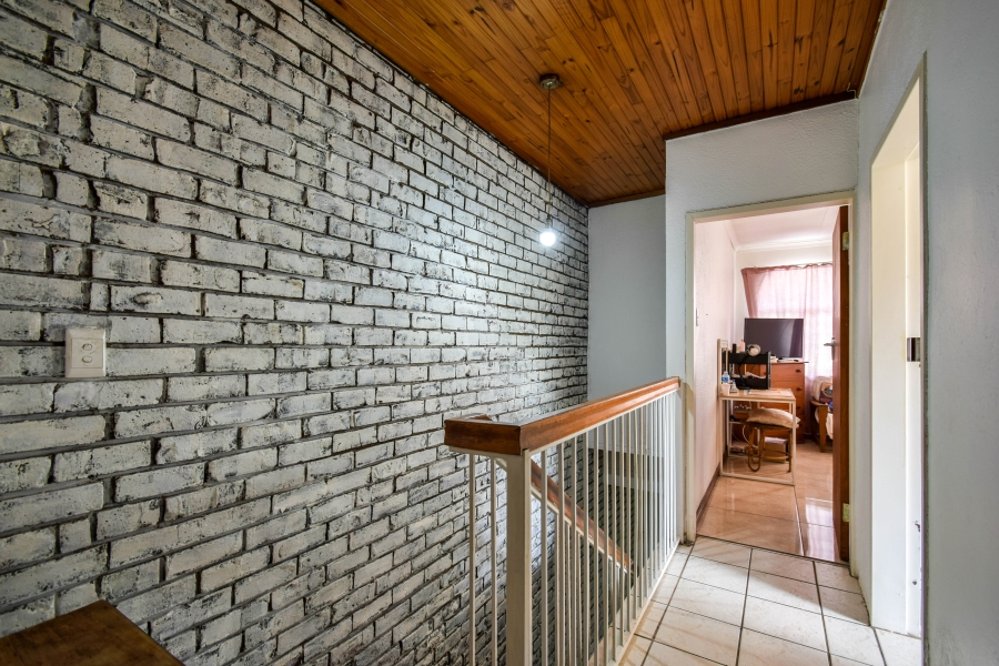 3 Bedroom Property for Sale in Sinoville Gauteng