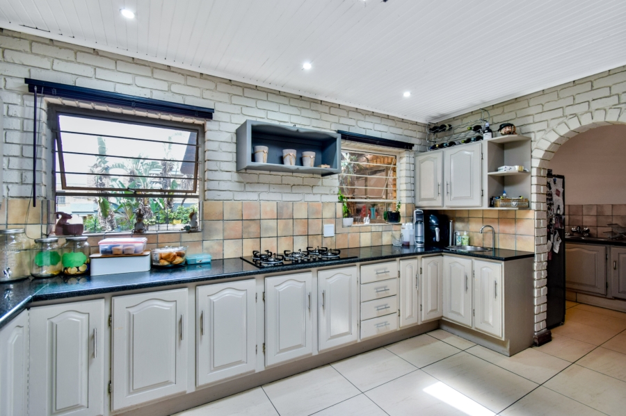 4 Bedroom Property for Sale in Moreleta Park Gauteng