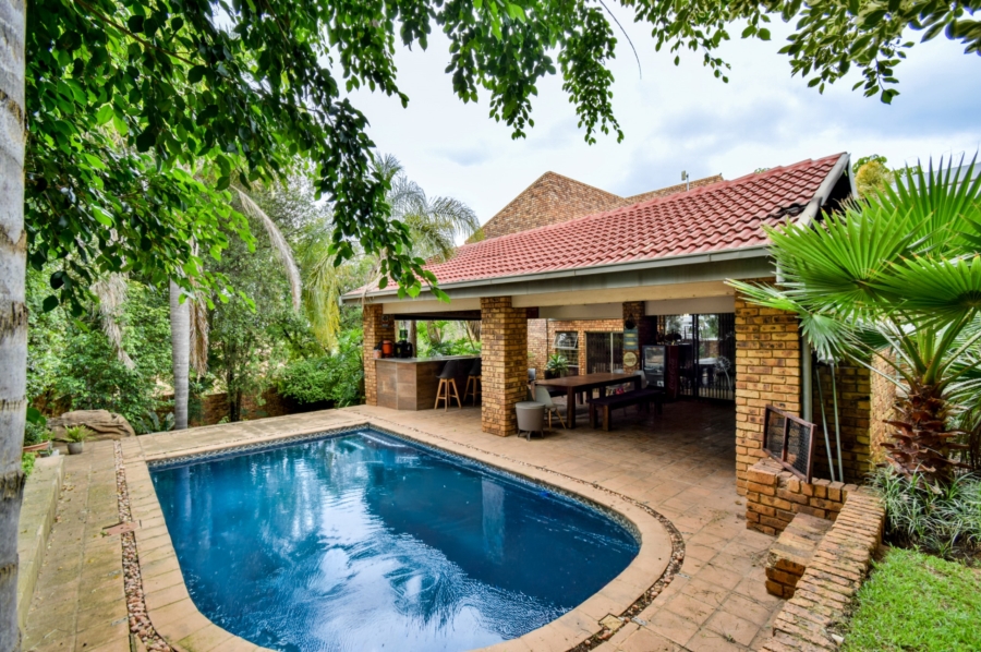 4 Bedroom Property for Sale in Moreleta Park Gauteng