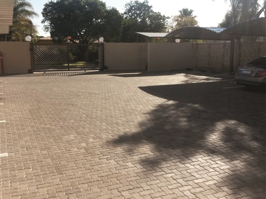 2 Bedroom Property for Sale in Pretoria North Gauteng