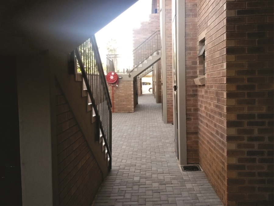 2 Bedroom Property for Sale in Pretoria North Gauteng