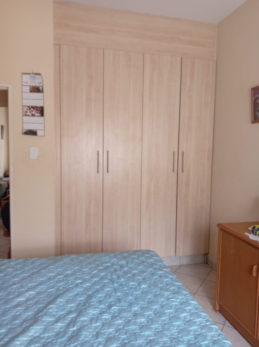 2 Bedroom Property for Sale in Pretoria North Gauteng