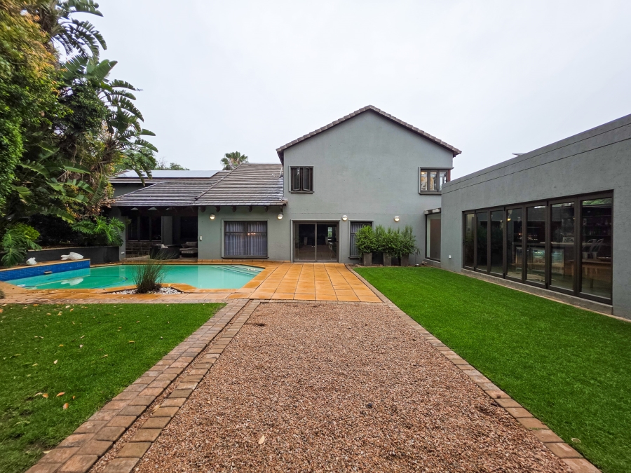 5 Bedroom Property for Sale in Faerie Glen Gauteng
