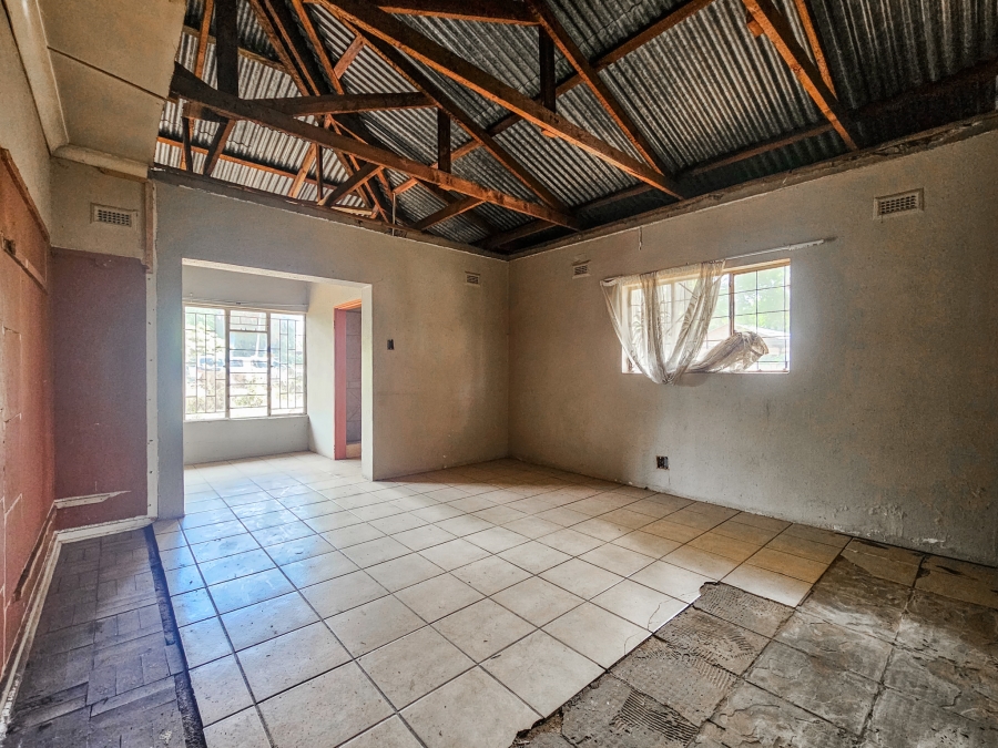 3 Bedroom Property for Sale in Waverley Gauteng