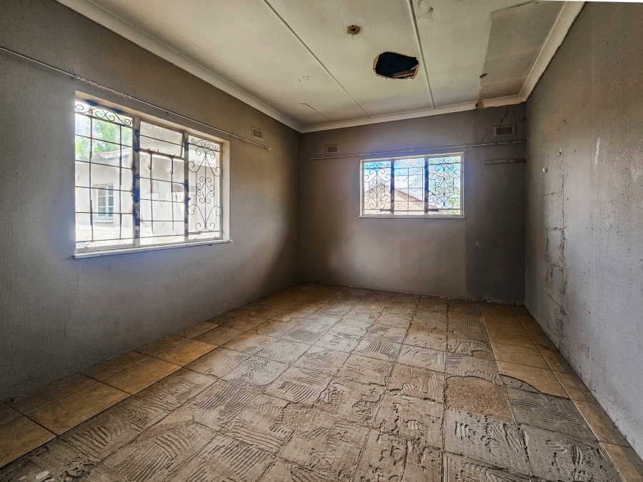 3 Bedroom Property for Sale in Waverley Gauteng