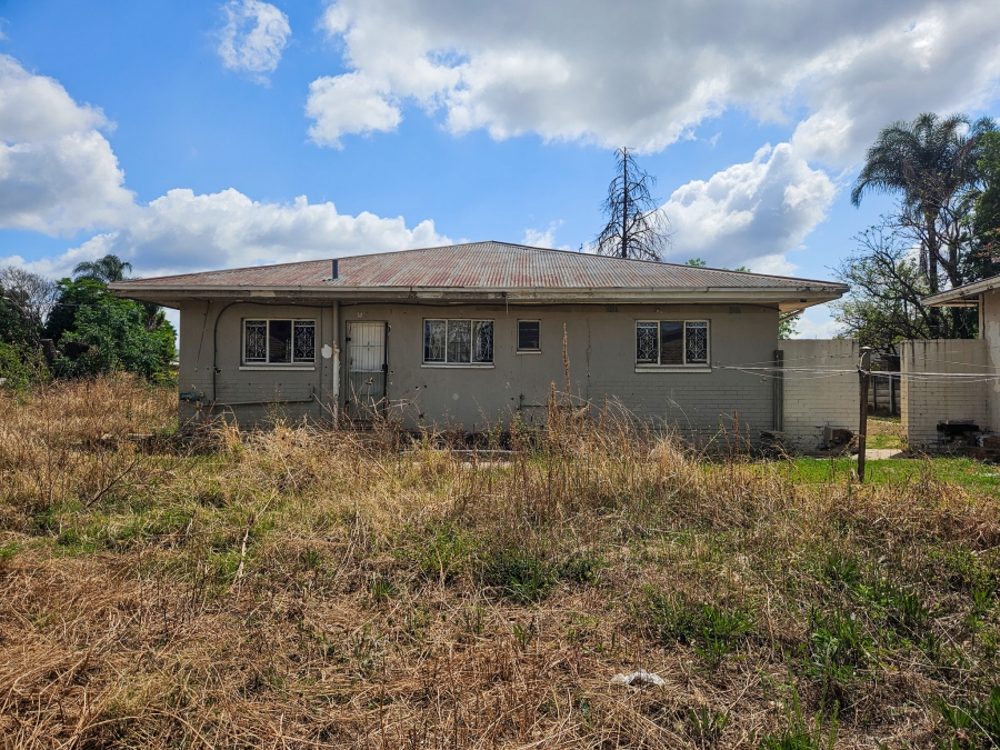 3 Bedroom Property for Sale in Waverley Gauteng