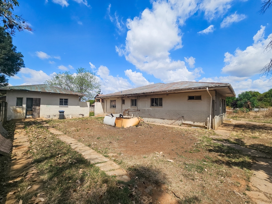 3 Bedroom Property for Sale in Waverley Gauteng