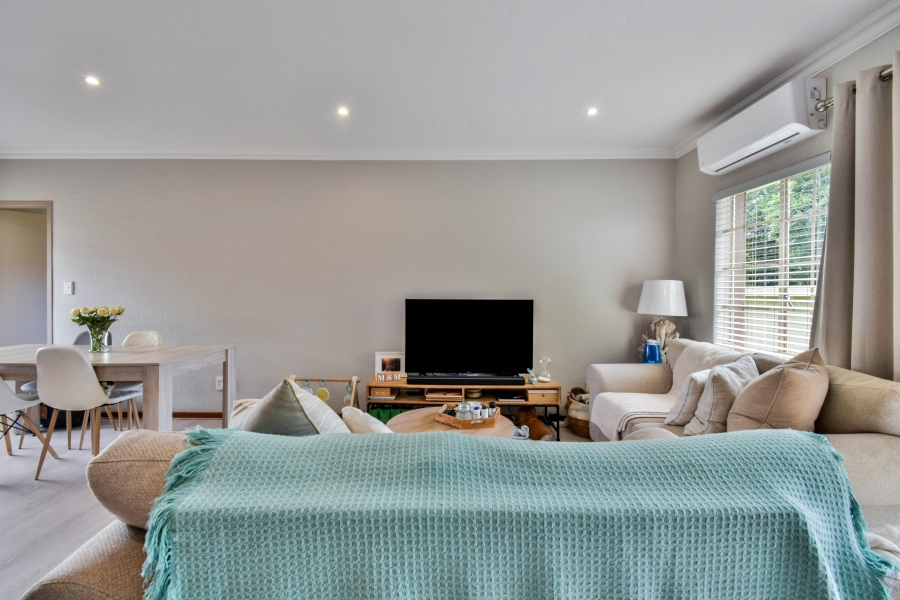 2 Bedroom Property for Sale in Annlin Gauteng