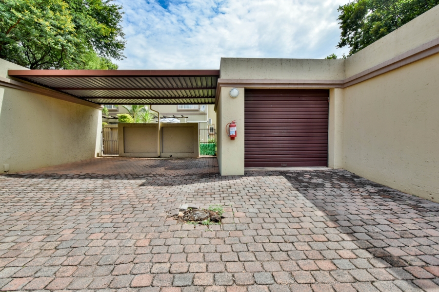 2 Bedroom Property for Sale in Annlin Gauteng