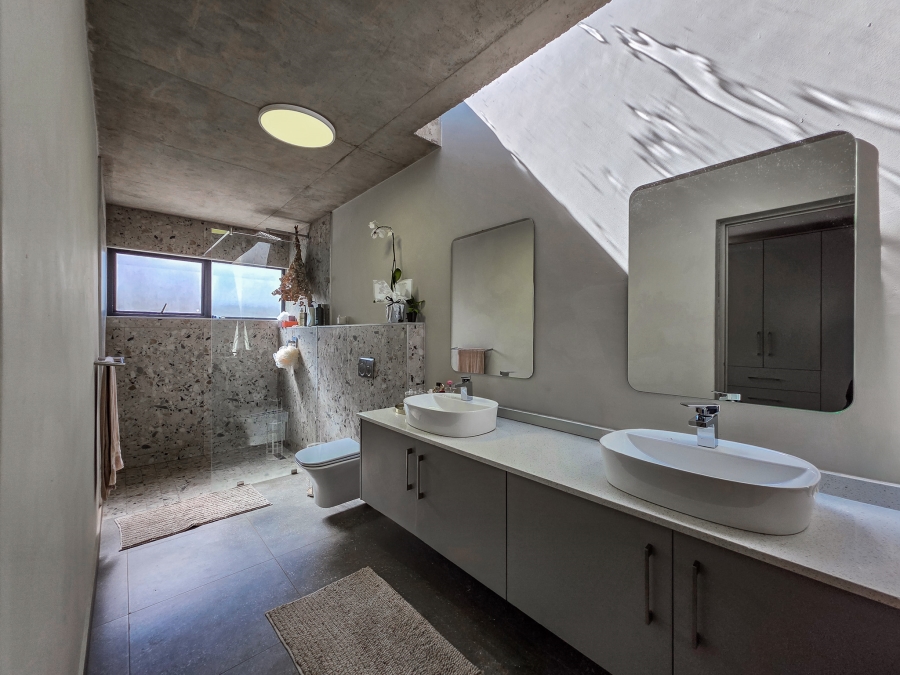 3 Bedroom Property for Sale in Brooklyn Gauteng