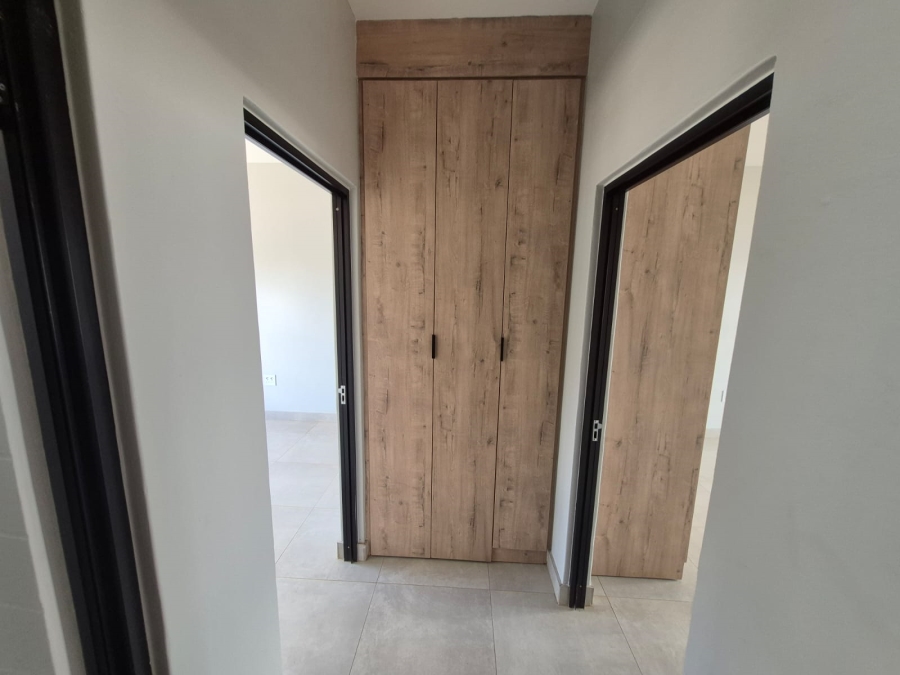 2 Bedroom Property for Sale in Faerie Glen Gauteng